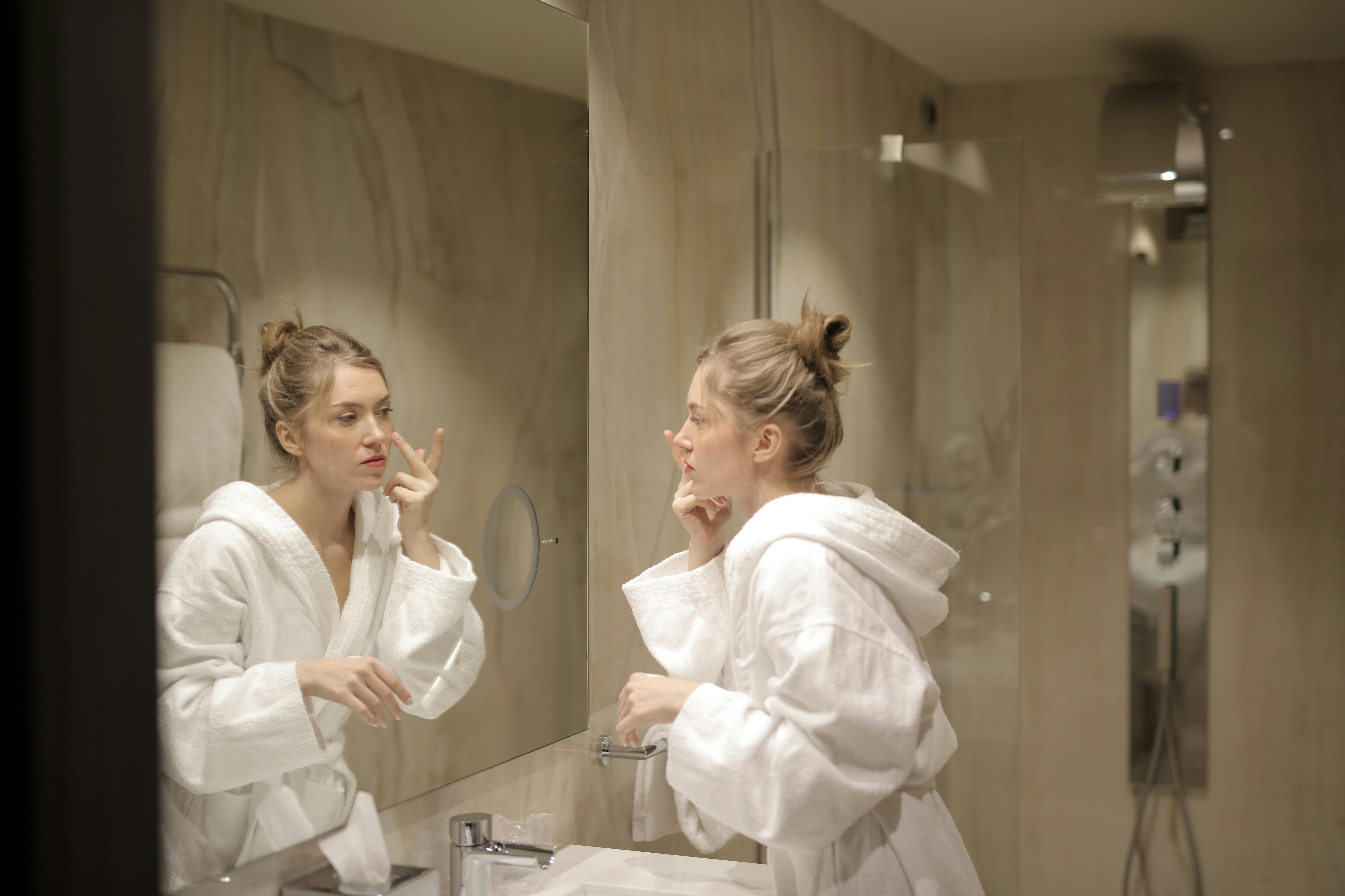 电影氛围主视觉图